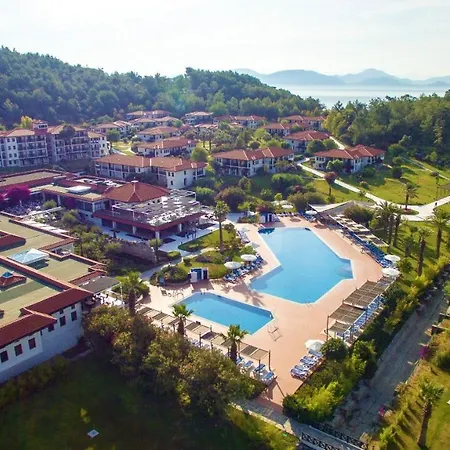 Курортный комплекс Tui Blue Park 4*